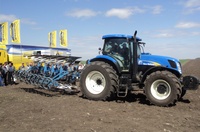 demo-tur-new-holland-2014-v-sumskoi-oblasti-12-8