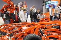 pobachiti-agritechnica-ta-dotorknutis-do-maibutnogo-177-7