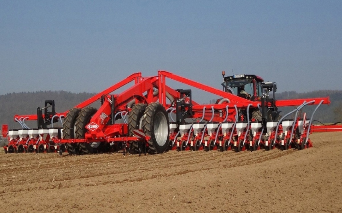 seialka-tochnogo-vyseva-planter-3-trs-kuhn-ru-2