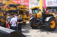 tekhnotorg-prezentuvav-na-agro-2019-vidrazu-10-brendiv-167-5