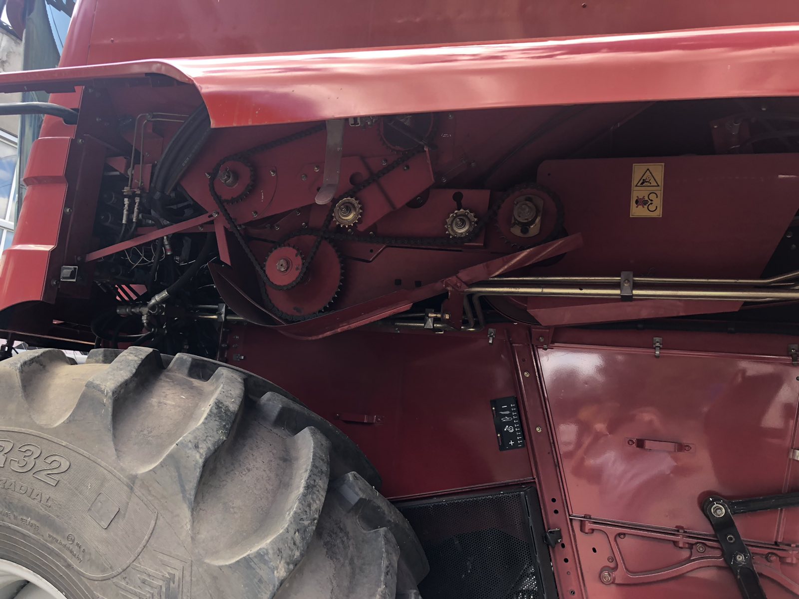 Комбайн Case IH 2388 2008 года