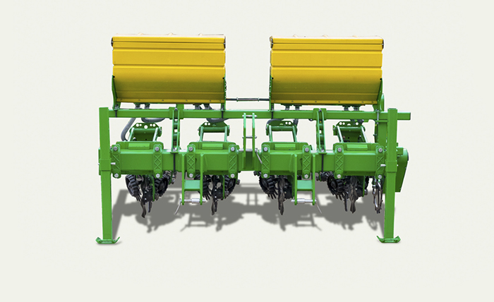 агрегат полосовой обработки почвы strip-till